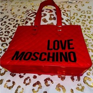 Red Hot Love Moschino